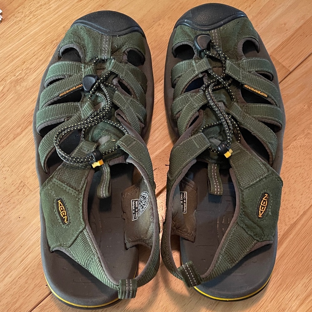 KEEN Men's Olive Adventure Sandals